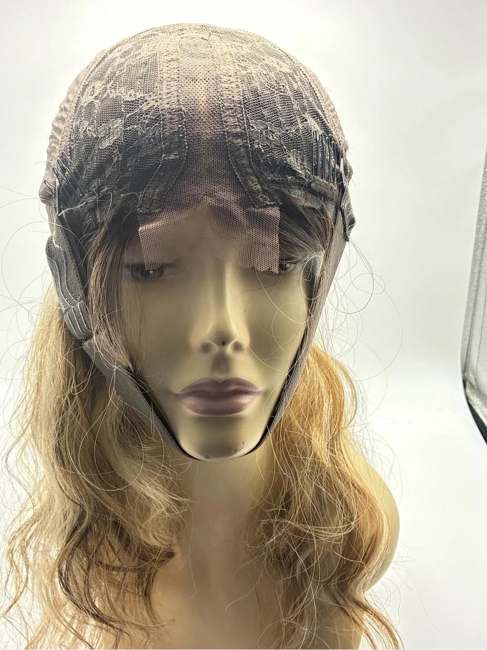 Natural Wavy Women's Wig in Light Brown Blonde Highlights.  Synthetic. 20”